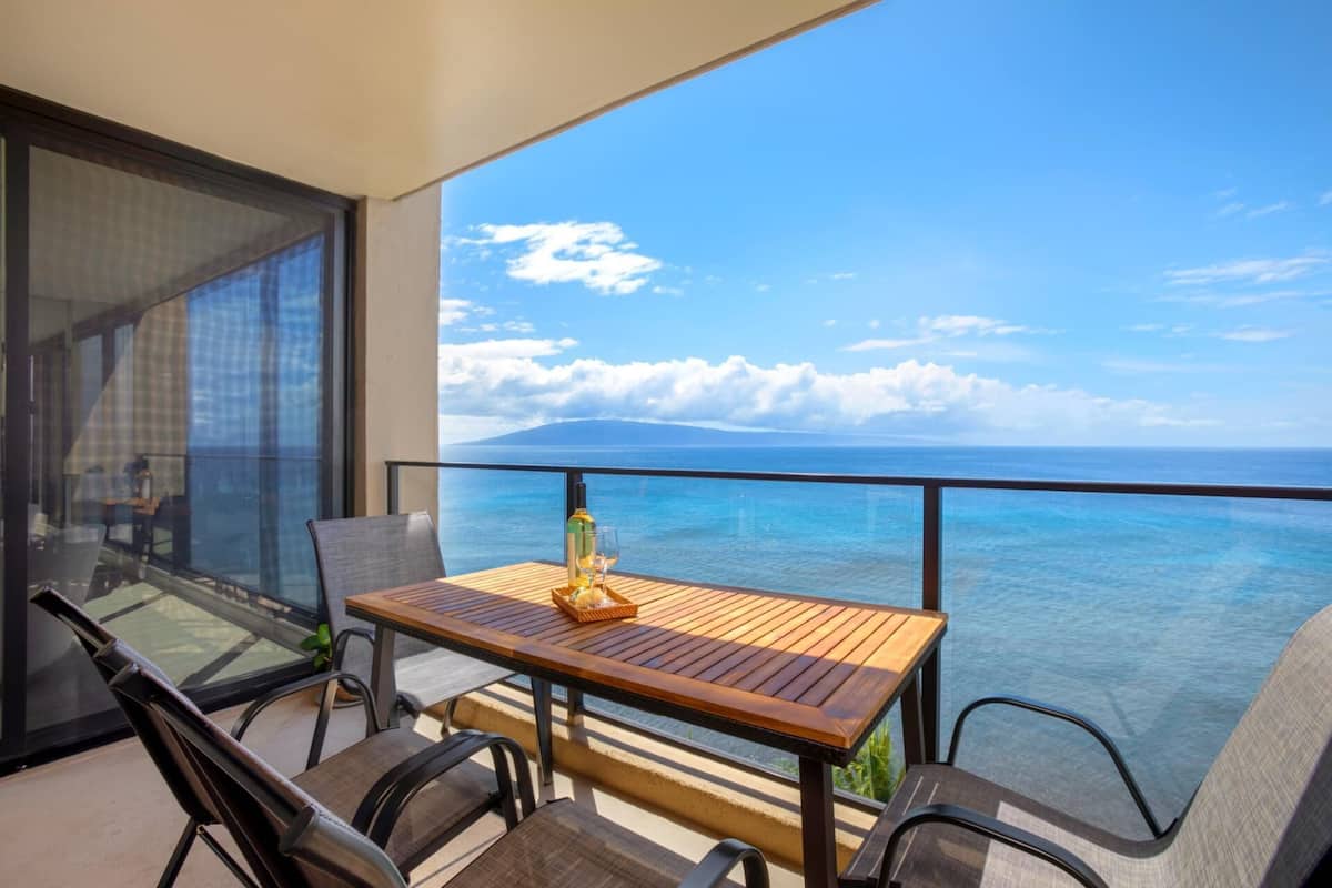 Condo (1 Bedroom) | Front of property