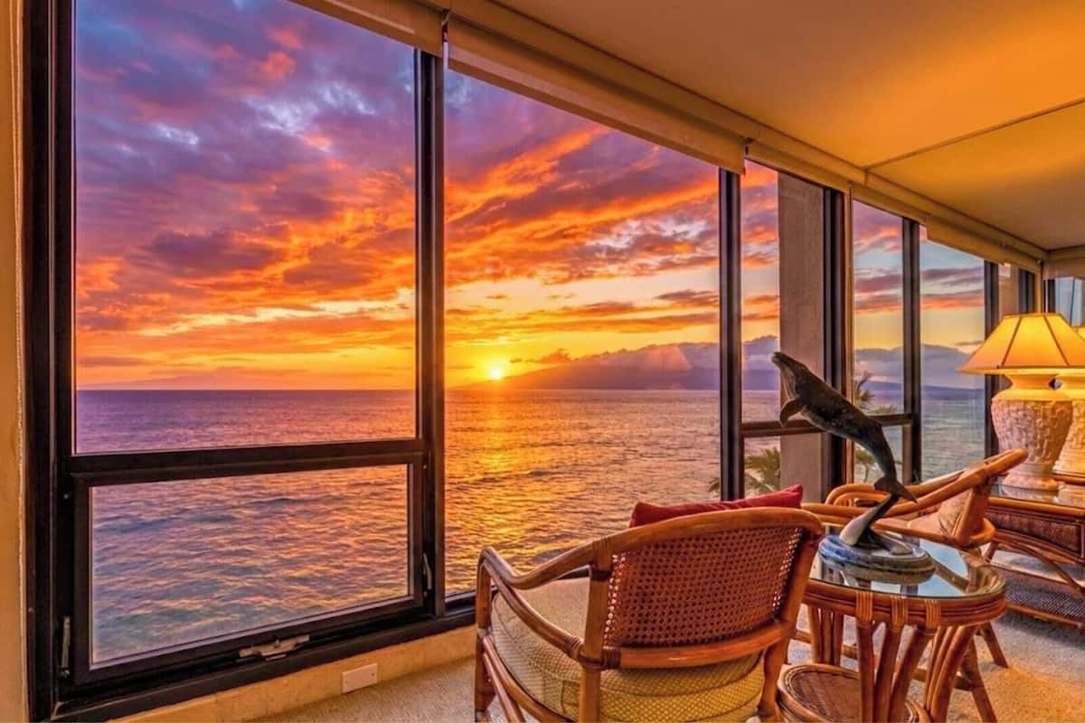 Condo (3 Bedrooms) | Front of property