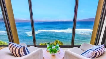 Apartment (1 Bedroom - MAH-1006) | Wohnzimmer