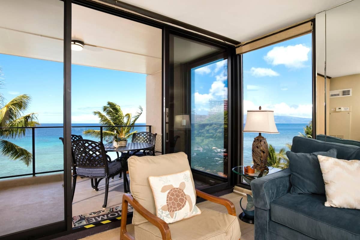 Condo (4 Bedrooms) | Front of property