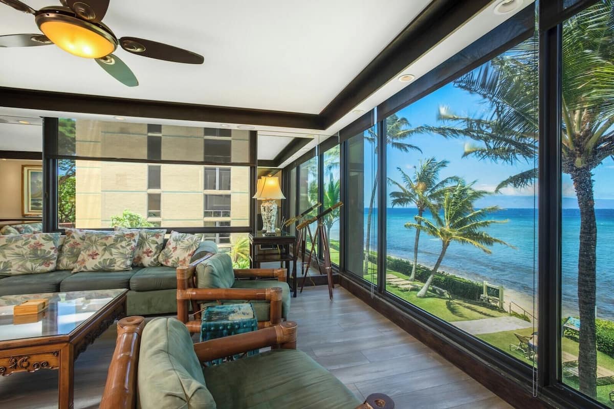 Condo (6 Bedrooms) | Front of property