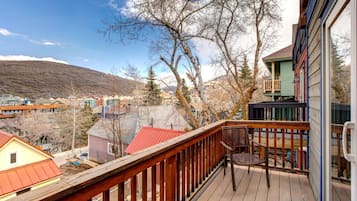 Studio (3 Bedrooms) | Vue de la chambre