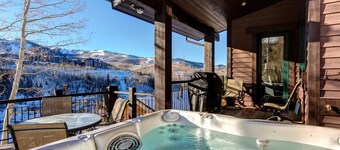 The Lookout 4 Bedrooms PLO-6590 by KBM