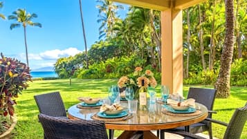 Apartamento (2 Bedrooms) | Restaurante al aire libre