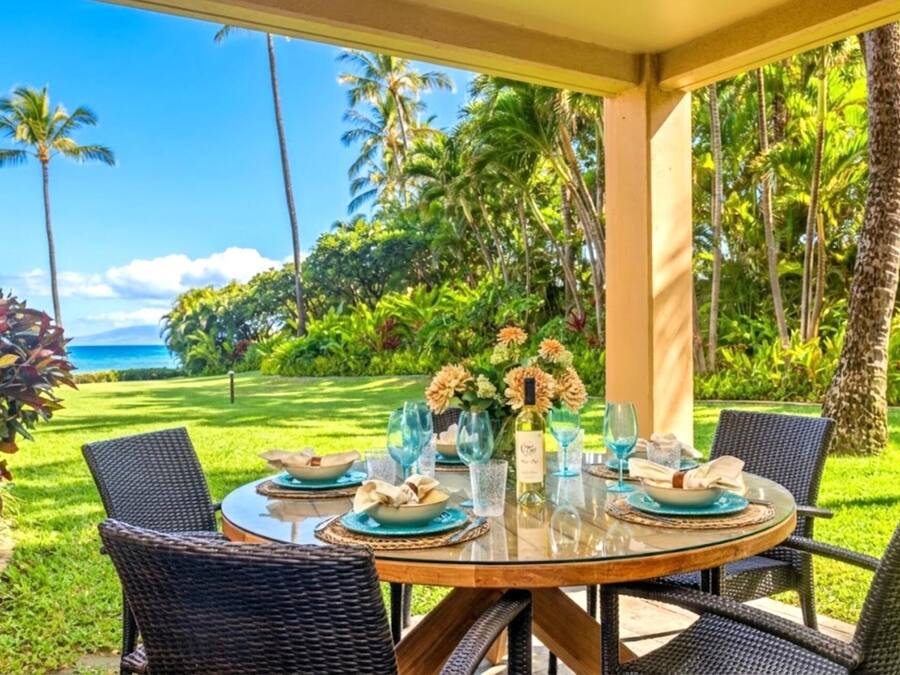 Condo (2 Bedrooms) | Outdoor dining