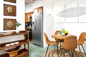 公寓式客房 (2 Bedrooms) | 用餐
