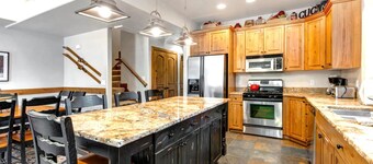 Park Side 4 Bedrooms PPS-1418 by KBM