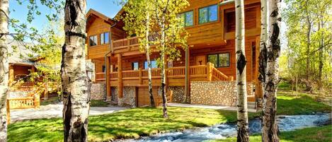 Condo (3 Bedrooms) | Exterior