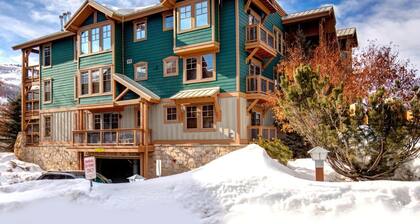 Town Pointe 3 BedroomsTPC-102C by KBM