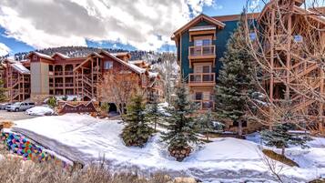 Condo (3 Bedrooms) | Exterior