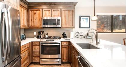 Red Pine 4 Bedrooms RPT-14T by KBM