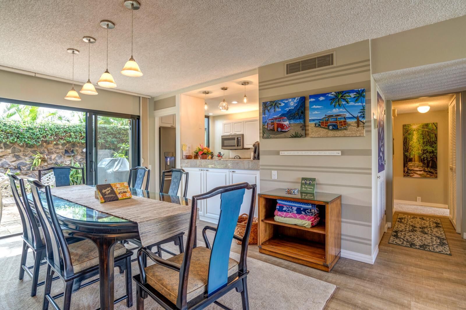 Condo (2 Bedrooms) | Dining