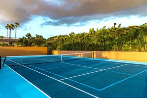 Condo (2 Bedrooms) | Property amenity