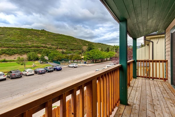 Estudio (4 Bedrooms) | Terraza o patio