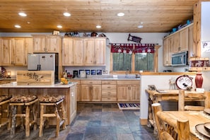 Condo (3 Bedrooms) | Private kitchen - Timber Wolf Lodge by KBM (Park City)
