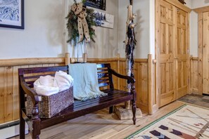 Condo (3 Bedrooms) - Timber Wolf Lodge by KBM (Park City)