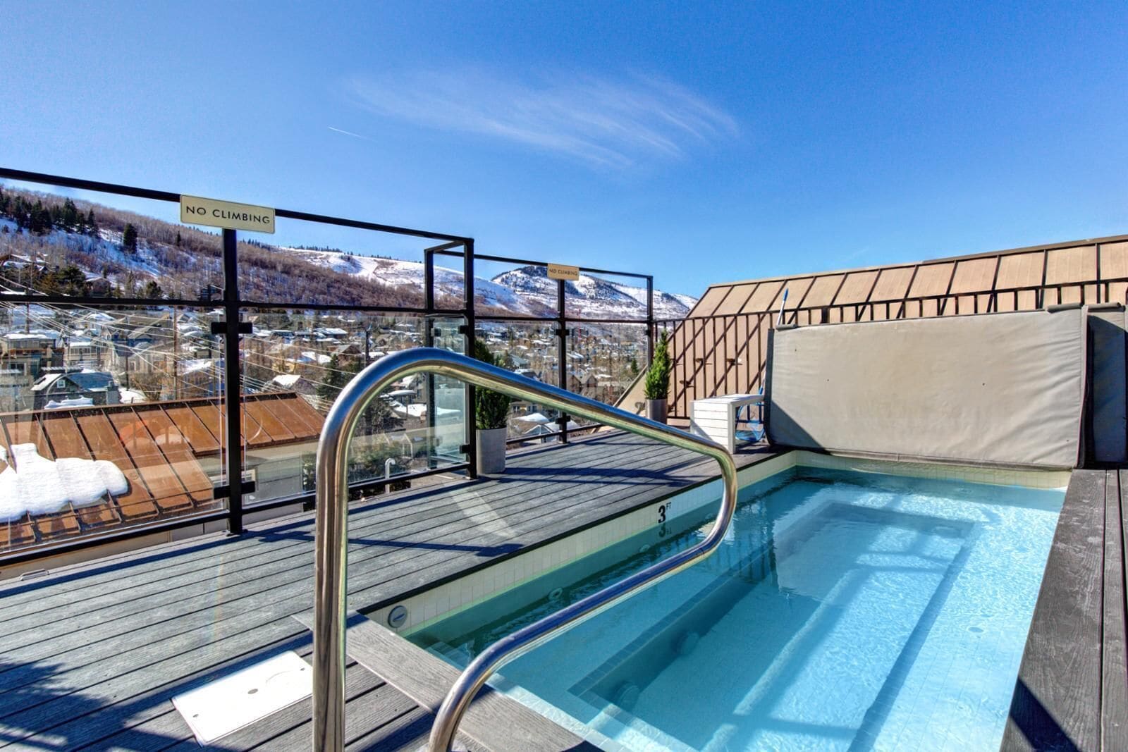 Condo, 2 Bedrooms, Ground Floor (HotTub, Ski-In/Out (LLC-103)) | Pool | Outdoor pool