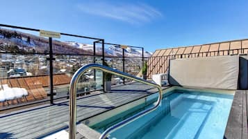 Condo, 2 Bedrooms, Ground Floor (HotTub, Ski-In/Out (LLC-103)) | Pool | Outdoor pool