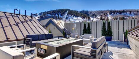 Condo (2 Bedrooms) | Terrace/patio