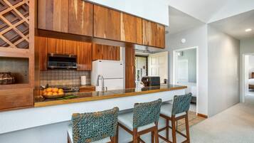 Appartamento (3 Bedrooms) | Cucina privata | Microonde, forno, macchina per tè/caffè, bollitore elettrico