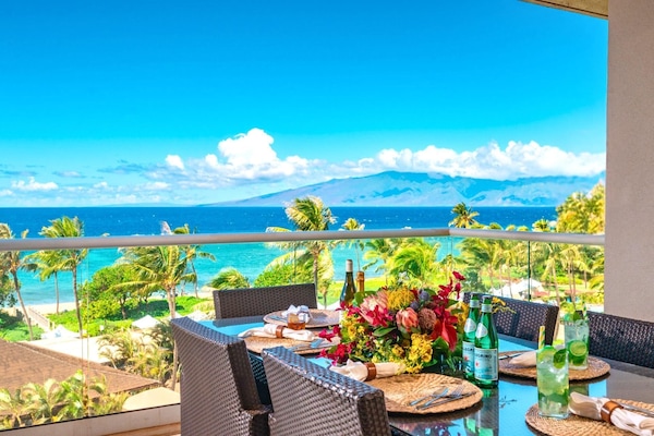 Apartamento, 3 habitaciones, Aire acondicionado, vistas al mar (3 Bedrooms HKH-550) | Vistas desde la habitación