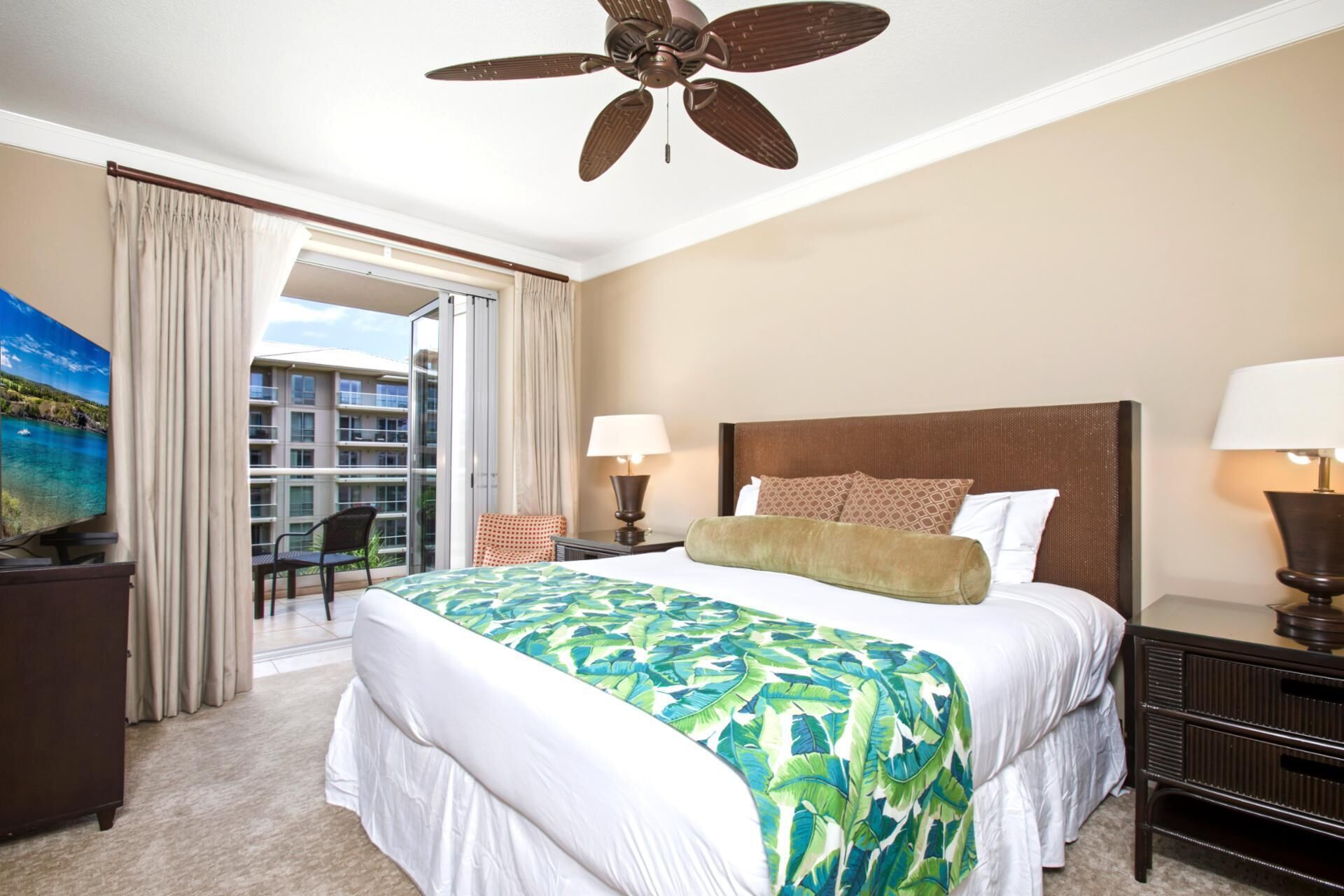 Condo, 2 habitaciones, aire acondicionado, vista al océano (2 Bedrooms HKH-545) | 3 habitaciones, ropa de cama de alta calidad y decoración personalizada 