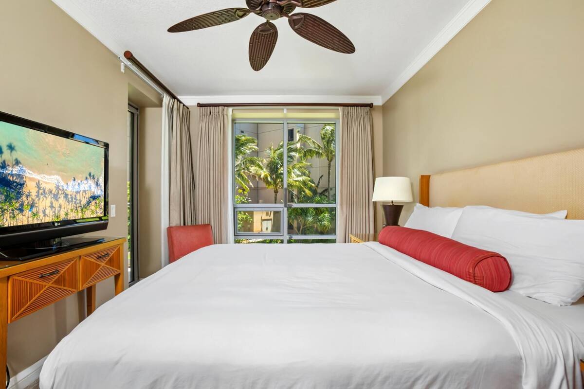 Villa, 1 Bedroom, Penyaman udara, Ocean View (Ocean Partial View, Sleeps 4(HKH-216)) | 3 bilik tidur, peralatan tempat tidur premium 