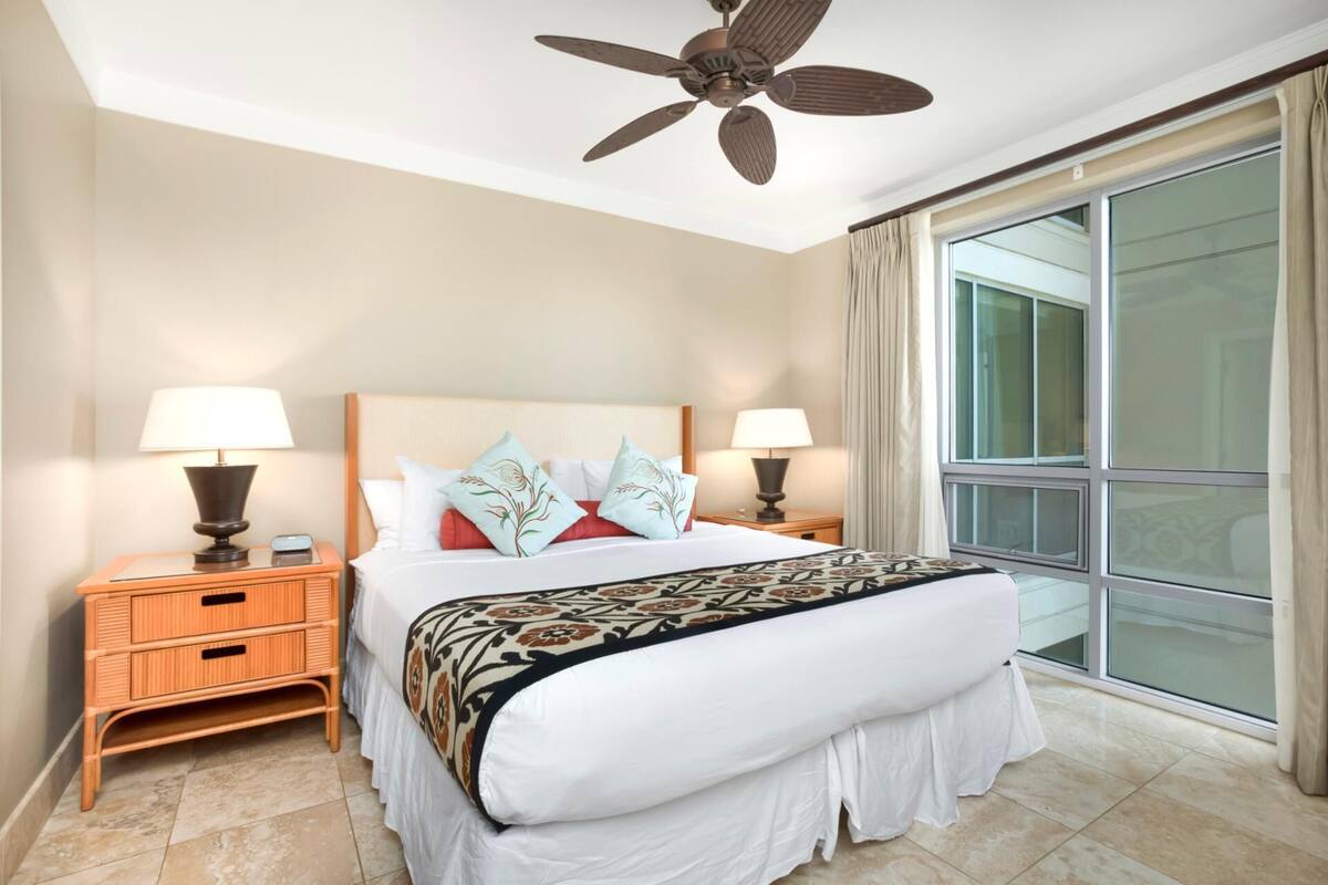 Villa, 2 Bedrooms, Penyaman udara, Ocean View (Oceanfront, Sleeps 6 (HKH-609)) | 3 bilik tidur, peralatan tempat tidur premium 