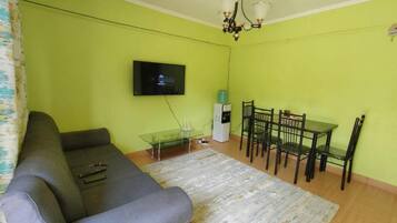 House, 1 Bedroom | Living area