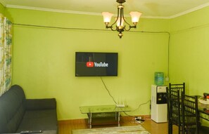 Living area - Stay.Plus Lake View House Naivasha (Naivasha)