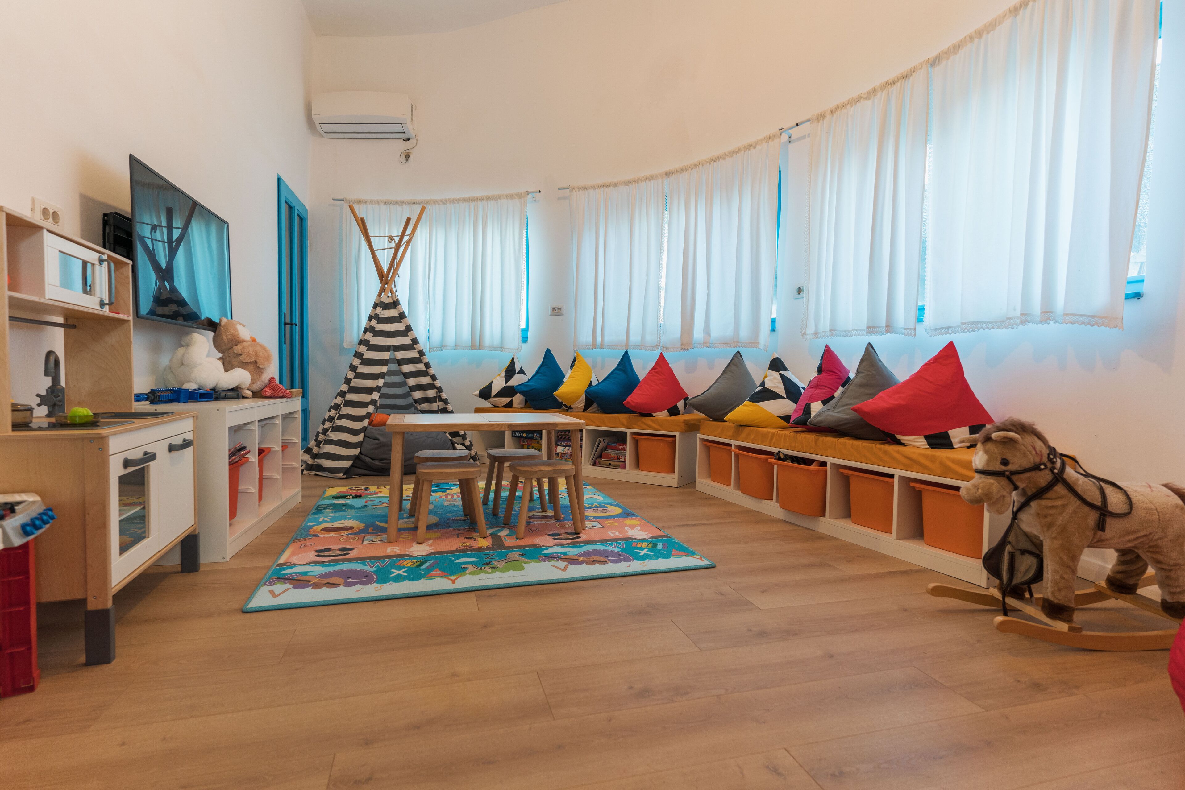 Children's play area - indoor