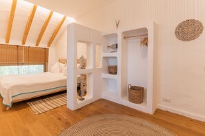 Deluxe Double Room | Premium bedding, minibar, individually decorated, soundproofing - 5 Chirpici - Small Traditional Resort (Murighiol)