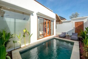 Outdoor pool - COZY PRIVATE ONE BED ROOM VILLA IN CANGGU BALI (Bali)