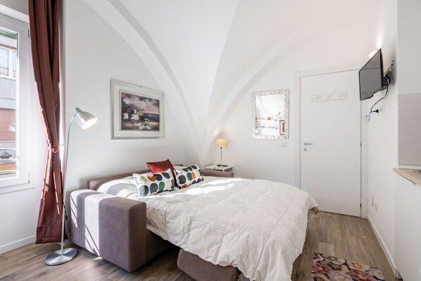 1 bedroom, iron/ironing board, WiFi