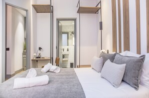 1 slaapkamer, een strijkplank/strijkijzer, wifi, beddengoed