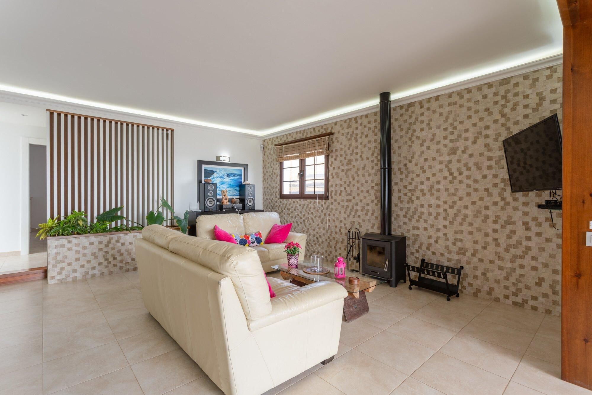 4 bedrooms