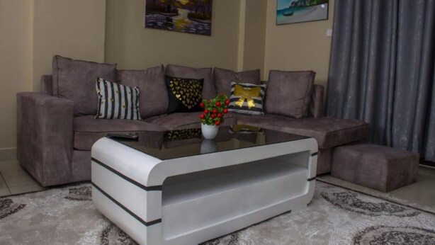 TV - Stay.Plus Kasarani Deluxe Apartment (Nairobi)