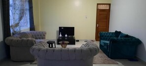Living area - Stay.Plus Lukiki Apartment Nyali (Mombasa)