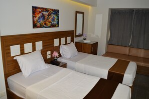 Standard Double or Twin Room | Free WiFi, bed sheets - Royal Inn Residence (Cairo)