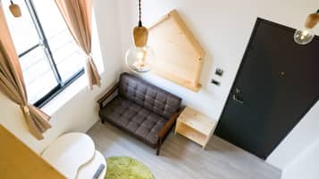 Premium bedding, desk, free WiFi, bed sheets