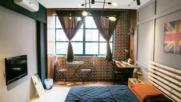 Premium bedding, desk, free WiFi, bed sheets