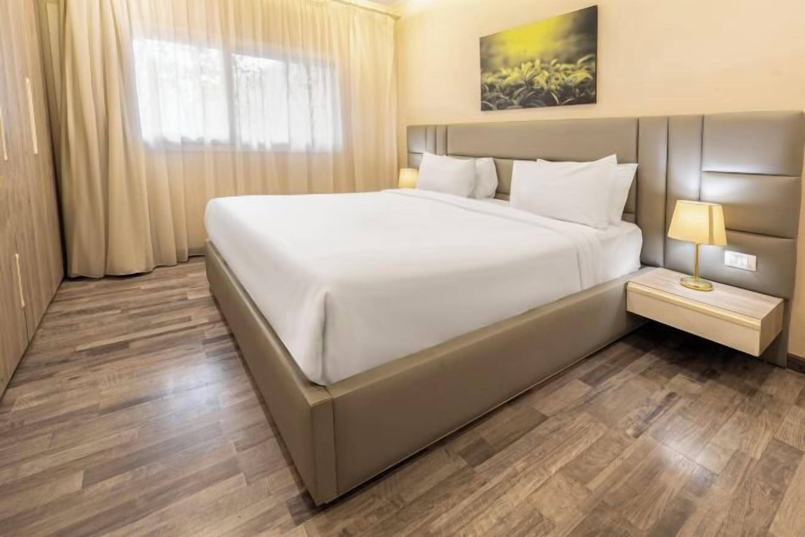 Premium bedding, pillow-top beds, minibar, desk