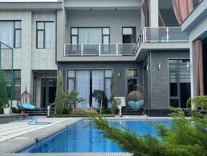 Pool - Luxury California Dacha with 2 pool (Tashkent)