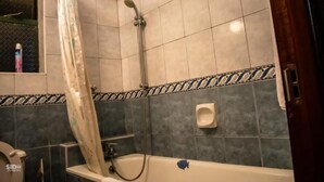 Apartment, 1 Schlafzimmer | Badezimmer