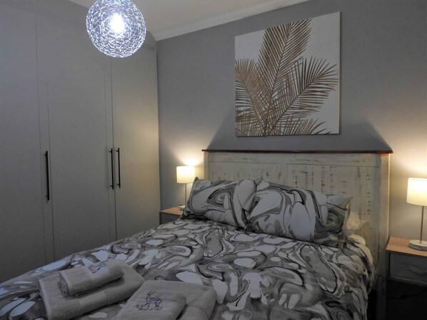Cottage | 2 bedrooms, iron/ironing board, free WiFi, bed sheets