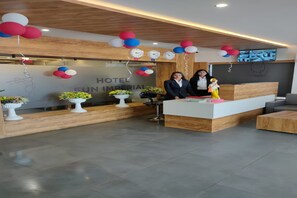 Front of property - Hotel Fun Imperial Morbi (Morbi)