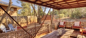 Sedona Retreat with Red Rock Views, Mid-Century Charm | Upper Level Duplex