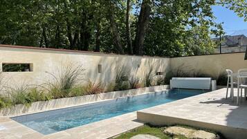 Piscine extérieure, piscine chauffée