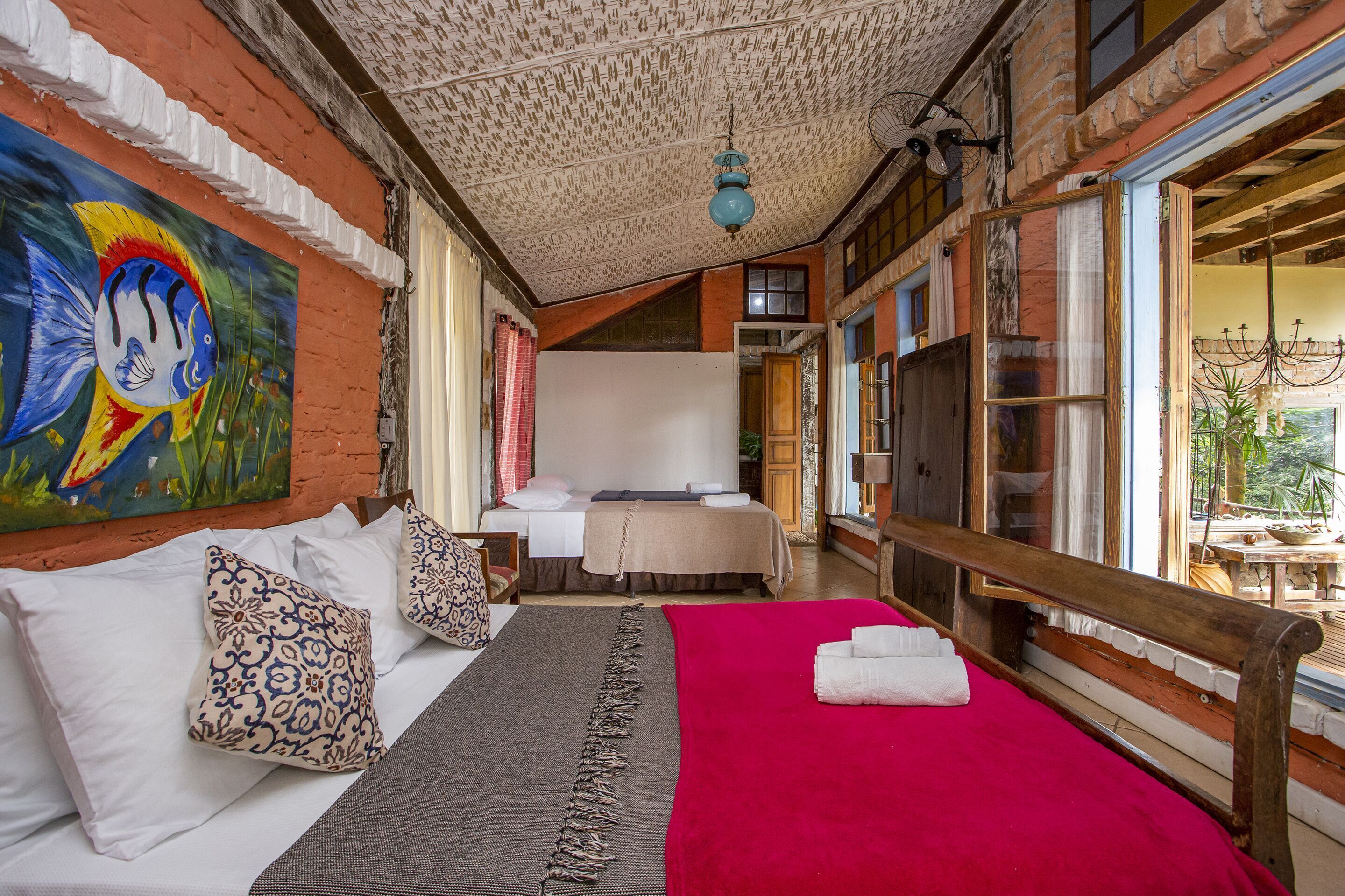 Free WiFi, bed sheets