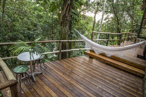 SUÍTE SUPER LUXO CACHOEIRA (10) | Terrace/patio - Pousada Encanto das Aguas (Ilhabela)